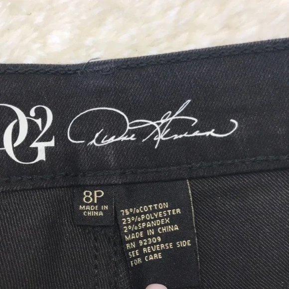 DG2 by Diane Gilman Women's Ruffle Hem Cropped Jeans - Picture 5 of 9